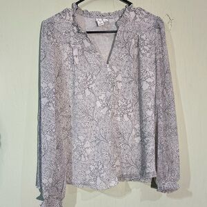 Joie black and white floral v neck long sleeve blouse size medium